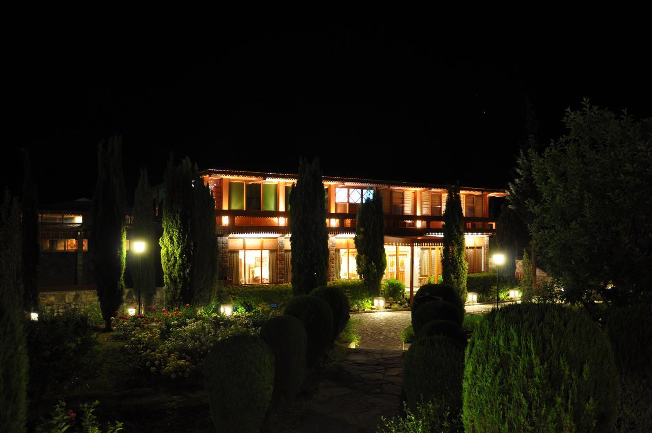 Gilgit Serena Hotel Buitenkant foto