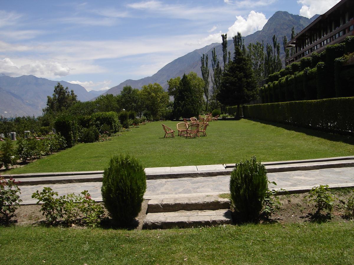 Gilgit Serena Hotel Buitenkant foto
