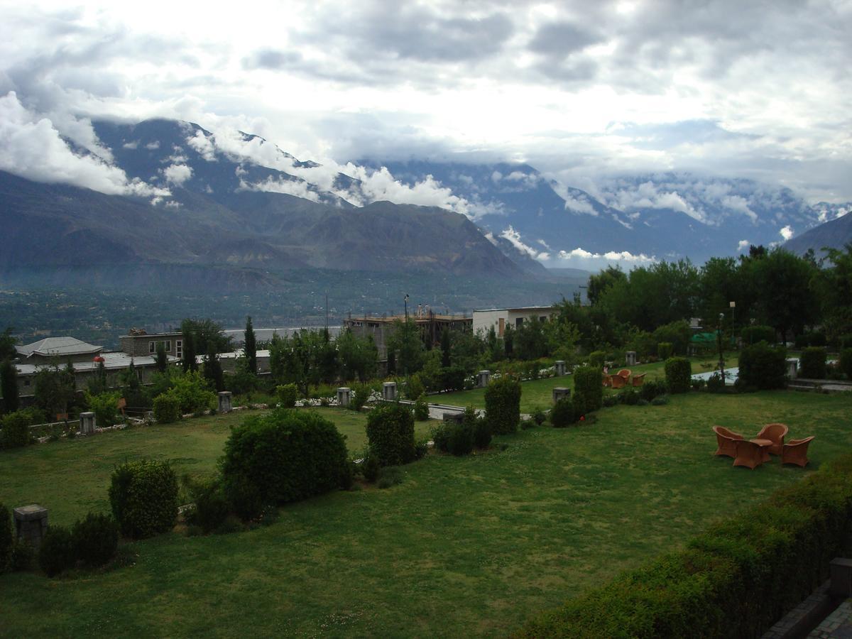 Gilgit Serena Hotel Buitenkant foto