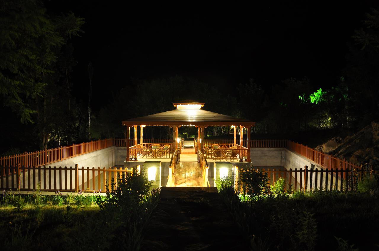 Gilgit Serena Hotel Buitenkant foto