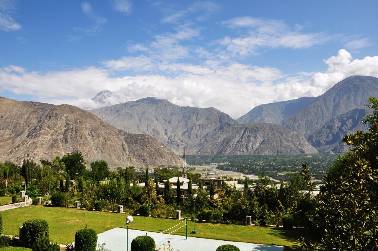 Gilgit Serena Hotel Buitenkant foto