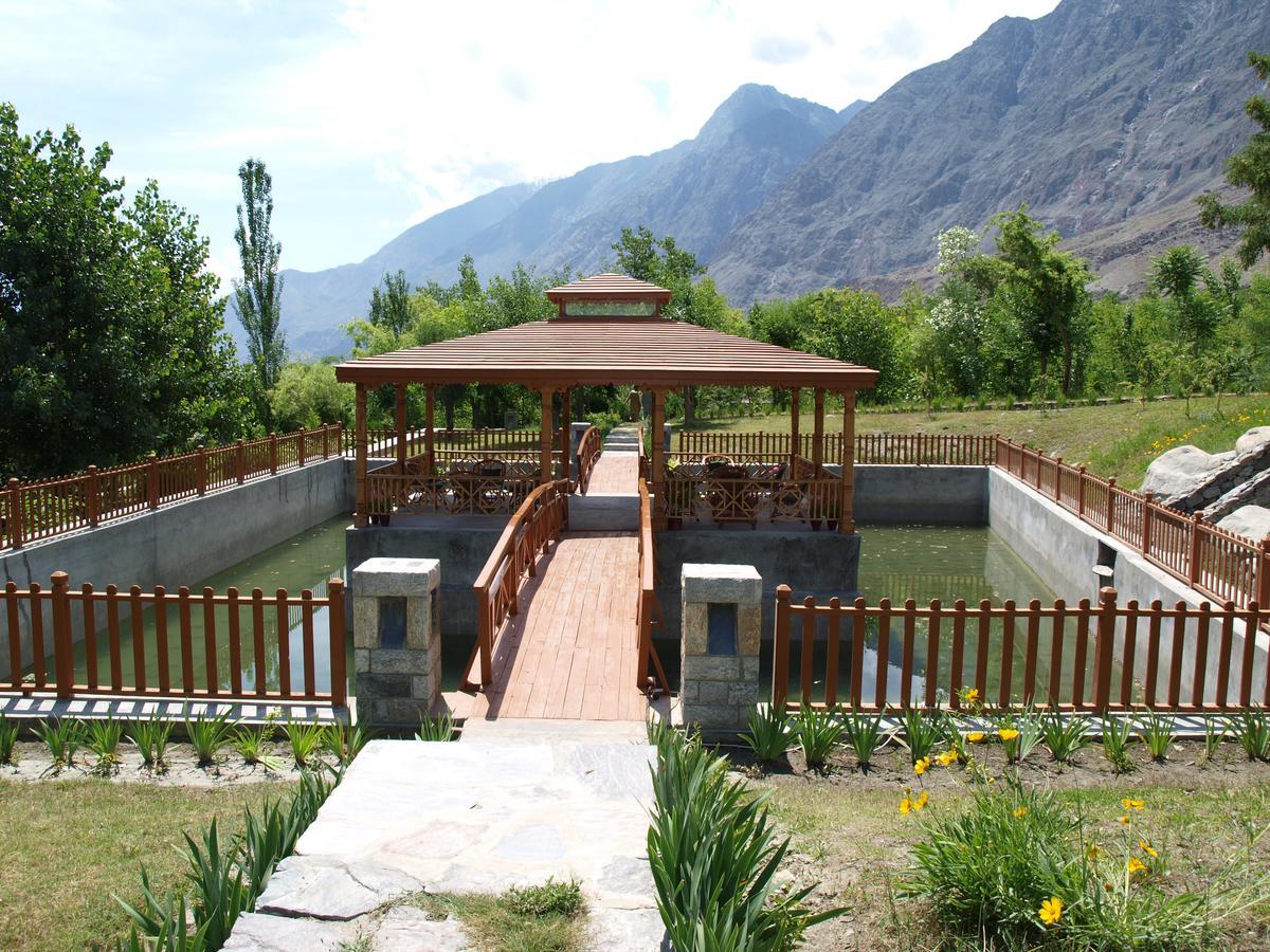 Gilgit Serena Hotel Buitenkant foto