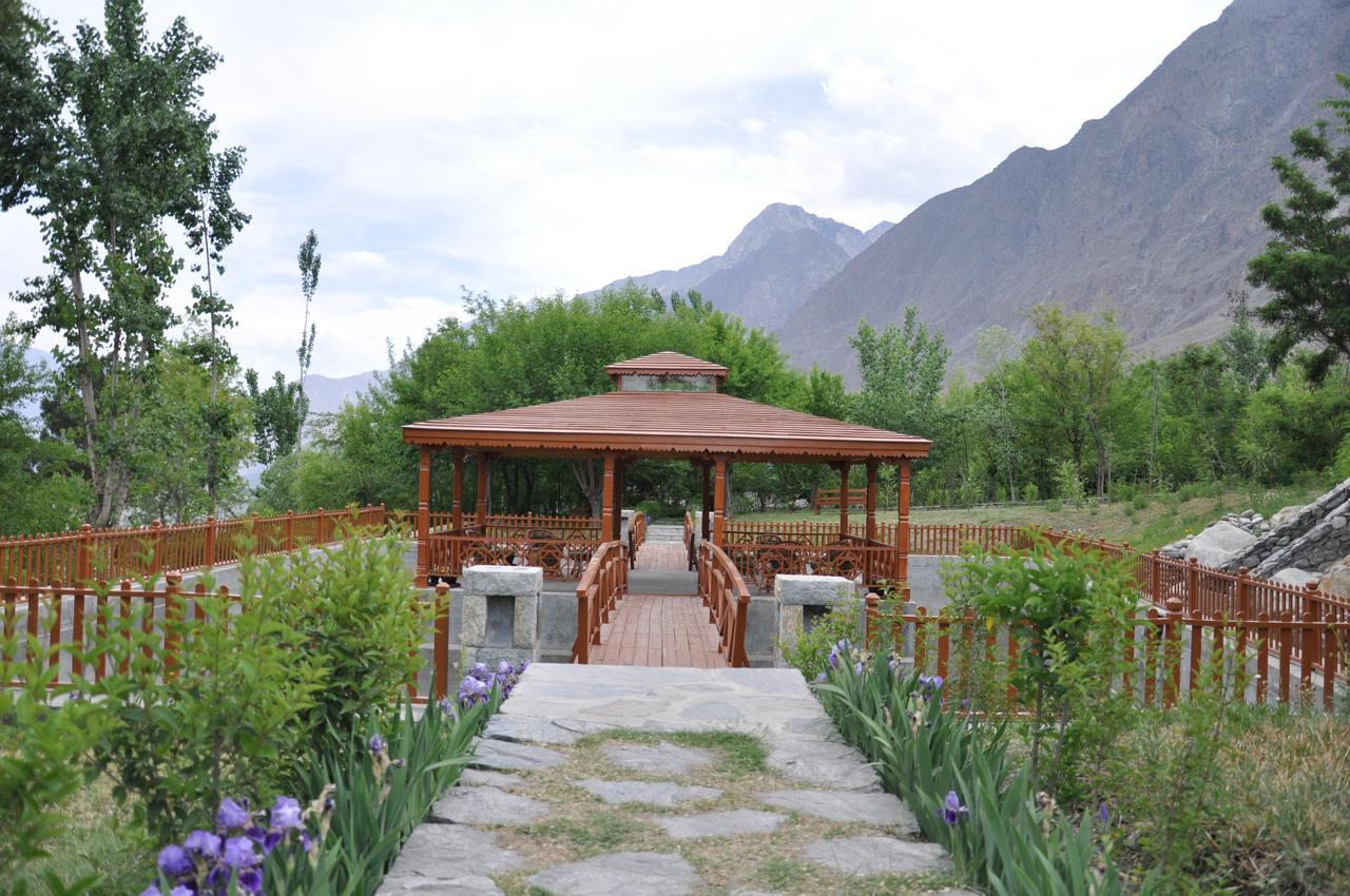Gilgit Serena Hotel Buitenkant foto