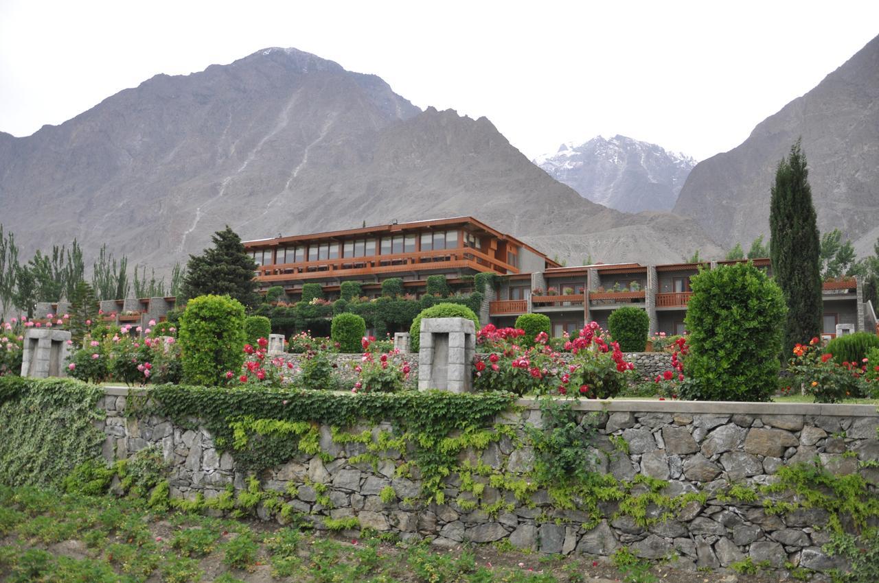 Gilgit Serena Hotel Buitenkant foto