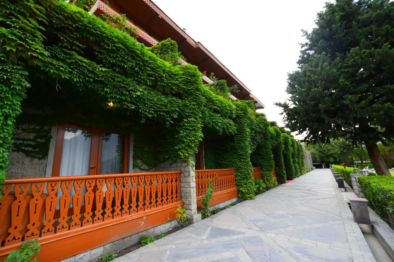 Gilgit Serena Hotel Buitenkant foto