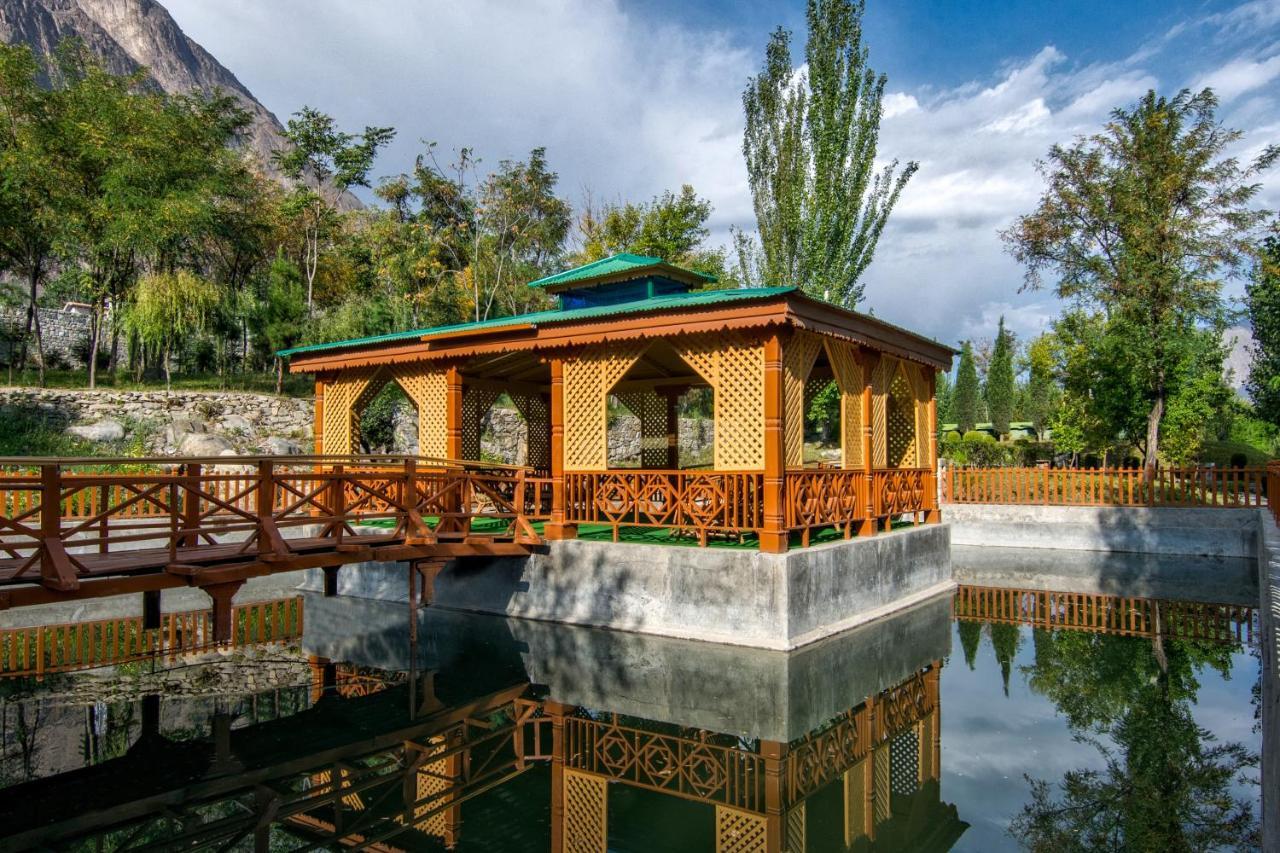 Gilgit Serena Hotel Buitenkant foto